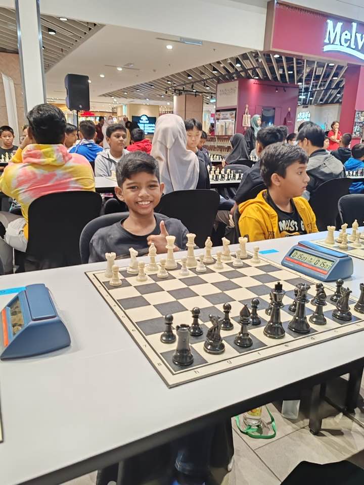 Chess tournament photo 11
