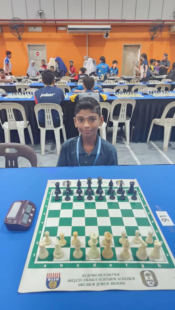 Chess tournament photo 12